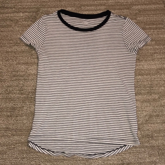 medium youth striped shirt! - Picture 1 of 4